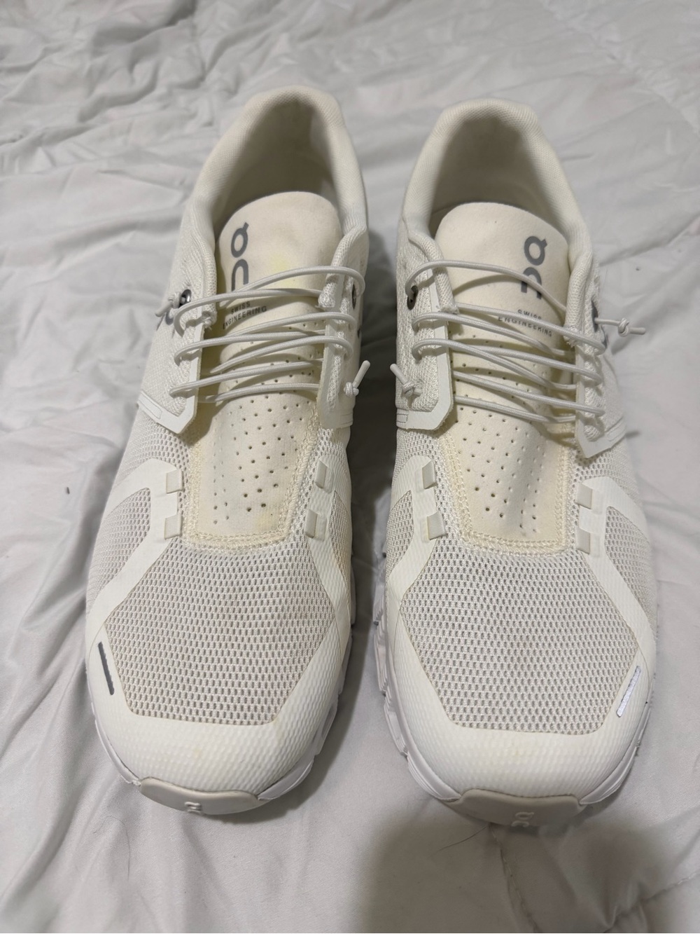 On Running Cloudflow Men's Running Shoes - Off-White